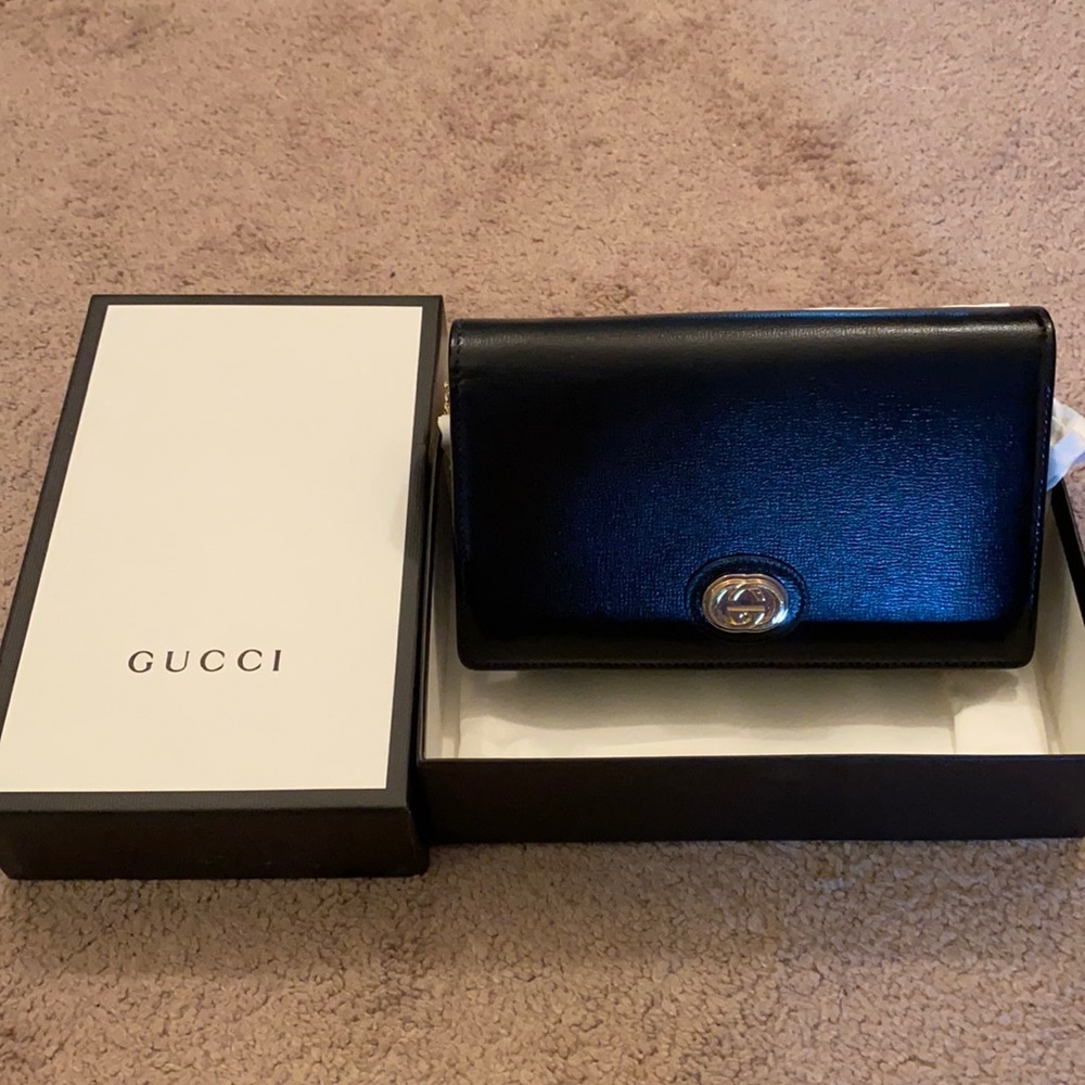 Authentic Gucci Marina WOC